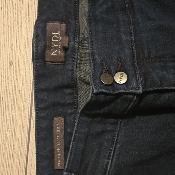 NYDJ Women's Marilyn Straight Jeans Dark Wash Size 24W NWT - Picture 10 of 12